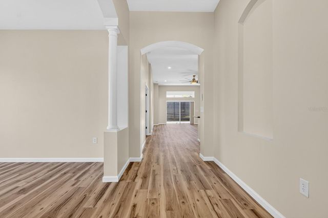 6002 MARTINGLADE PLACE, Lithia, FL 33547