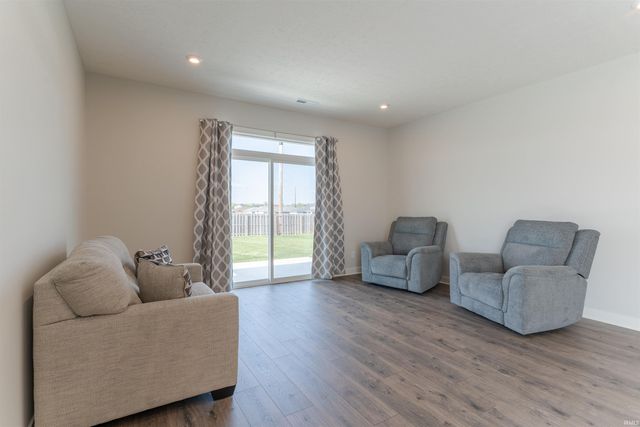 4814 Alaina Drive, Newburgh, IN 47630