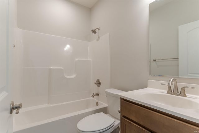 4814 Alaina Drive, Newburgh, IN 47630