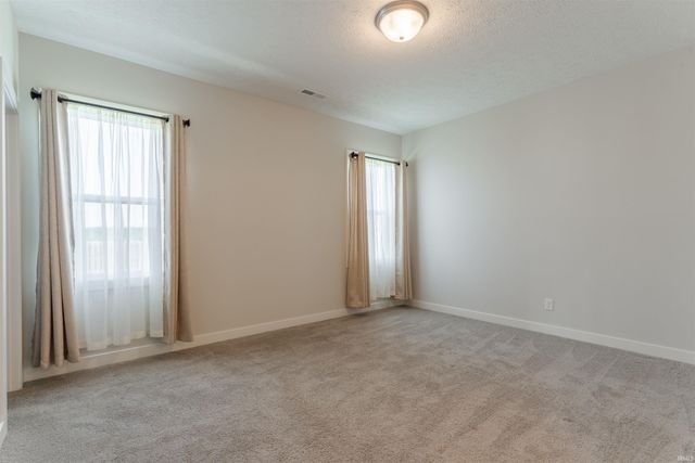 4814 Alaina Drive, Newburgh, IN 47630