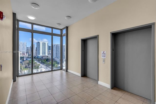 36 NW 6th Ave TS-8, Miami, FL 33128