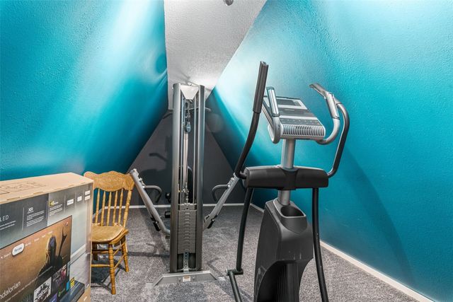 3098 Sandy Beach Road NE, Solon, IA 52333