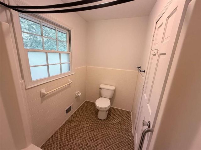 1514 NW Humphries Road NW, Conyers, GA 30012