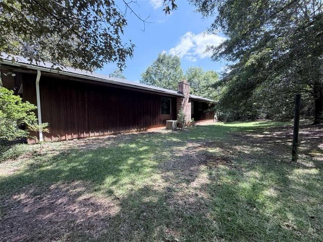 1514 NW Humphries Road NW, Conyers, GA 30012