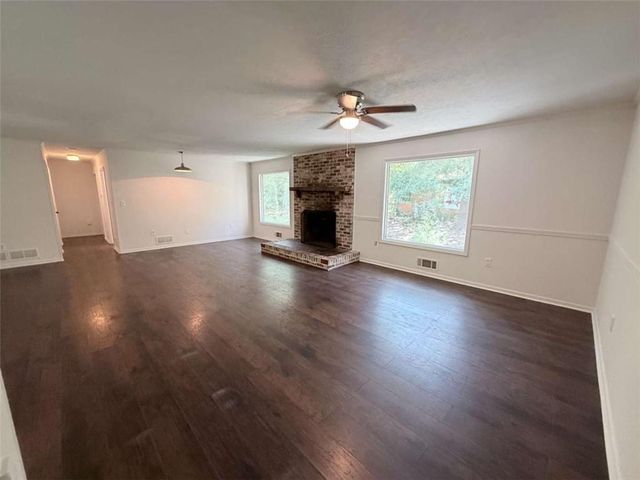 1514 NW Humphries Road NW, Conyers, GA 30012