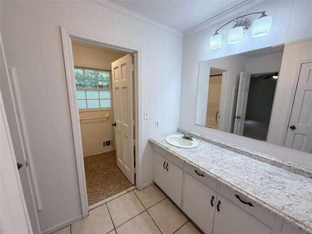 1514 NW Humphries Road NW, Conyers, GA 30012