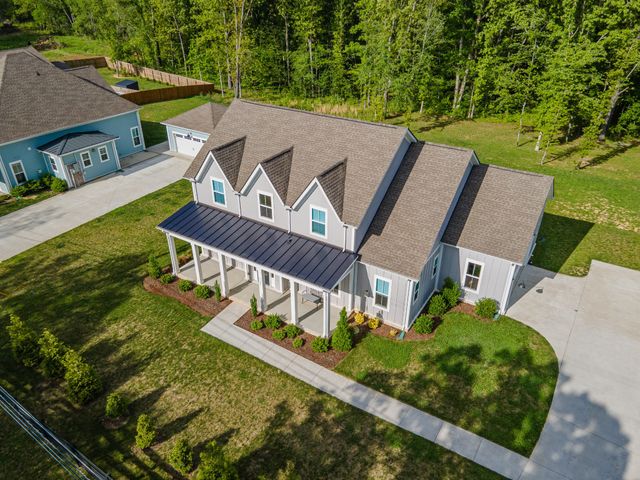 7207 Lake Rd, Fairview, TN 37062