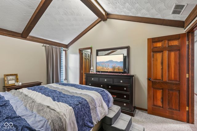 7820 Cannonade Drive, Indianapolis, IN 46217