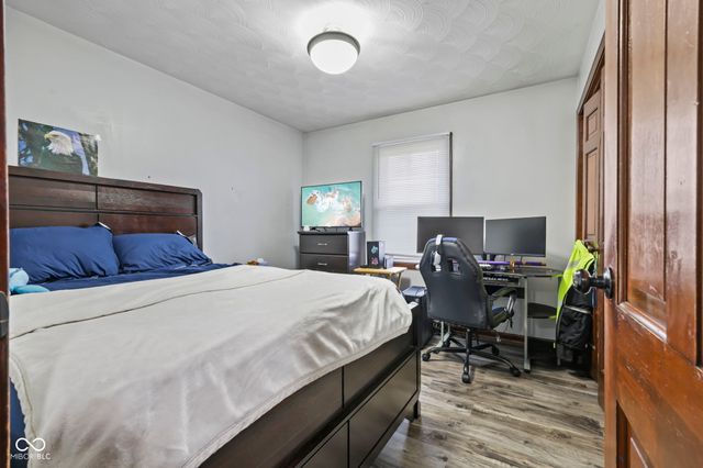 7820 Cannonade Drive, Indianapolis, IN 46217