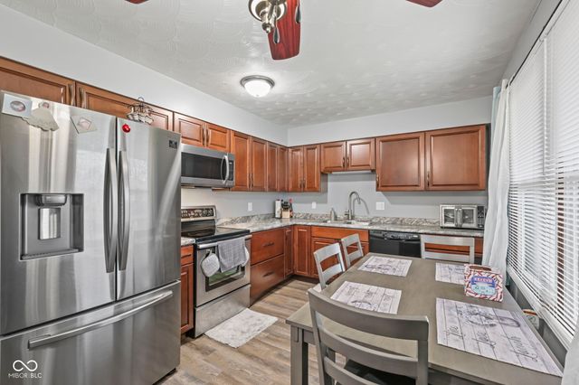 7820 Cannonade Drive, Indianapolis, IN 46217