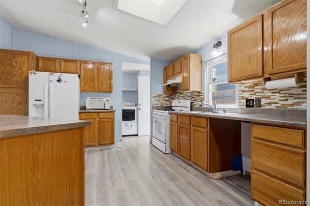 5540 Vallejo Street, Denver, CO 80221