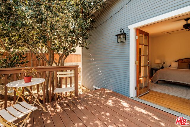 4116 Camero Avenue, Los Angeles, CA 90027