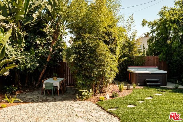 4116 Camero Avenue, Los Angeles, CA 90027