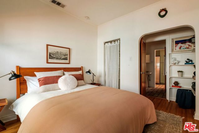 4116 Camero Avenue, Los Angeles, CA 90027