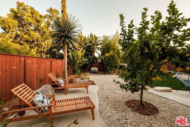 4116 Camero Avenue, Los Angeles, CA 90027