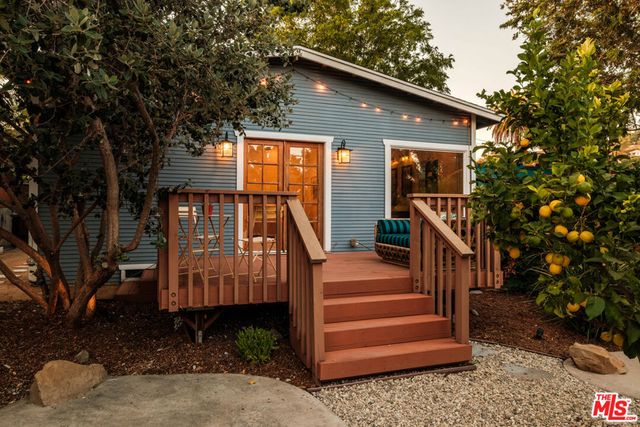 4116 Camero Avenue, Los Angeles, CA 90027