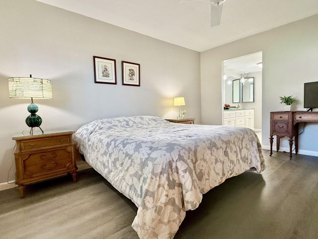 4401 NW 41st Street 104, Lauderdale Lakes, FL 33319