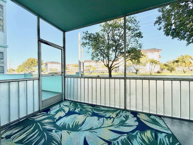 4401 NW 41st Street 104, Lauderdale Lakes, FL 33319