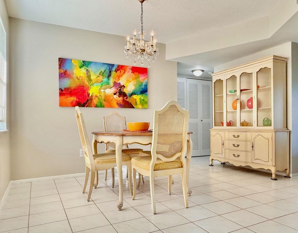 4401 NW 41st Street 104, Lauderdale Lakes, FL 33319