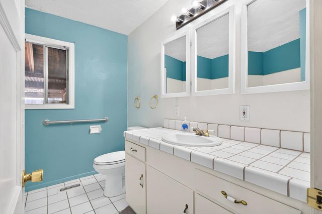 2033 Princeton Ave, Stockton, CA 95204