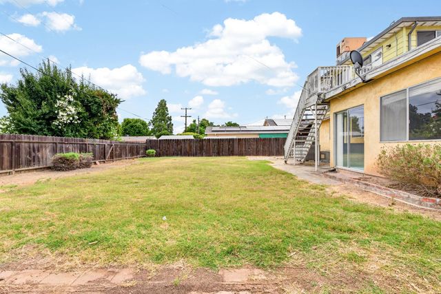 2033 Princeton Ave, Stockton, CA 95204