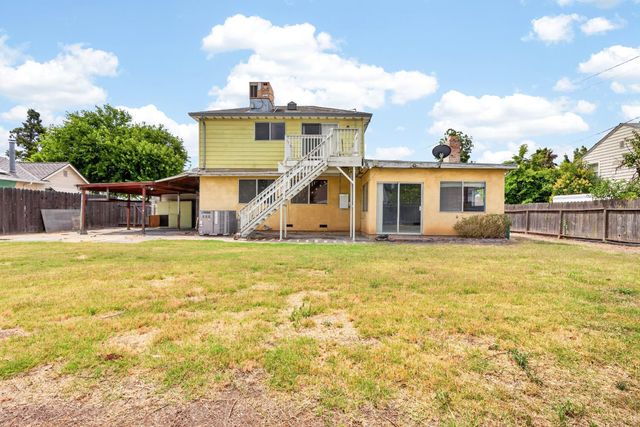 2033 Princeton Ave, Stockton, CA 95204