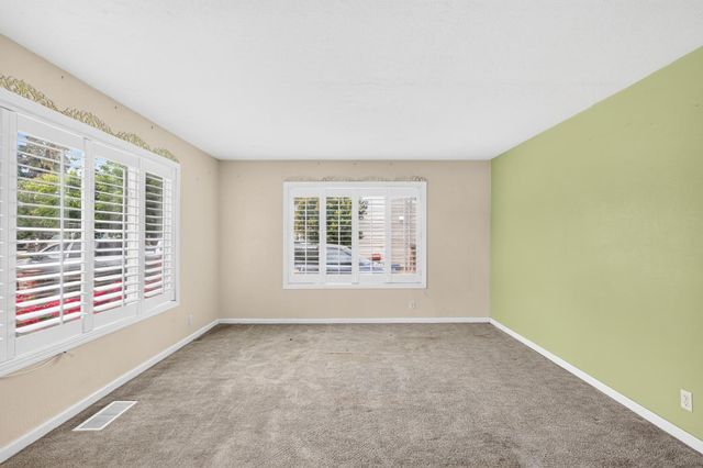 2033 Princeton Ave, Stockton, CA 95204