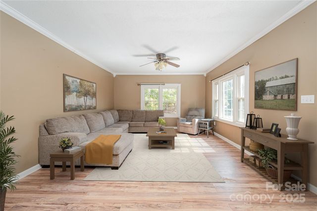 4562 Foster Blackmon Drive, Heath Springs, SC 29058