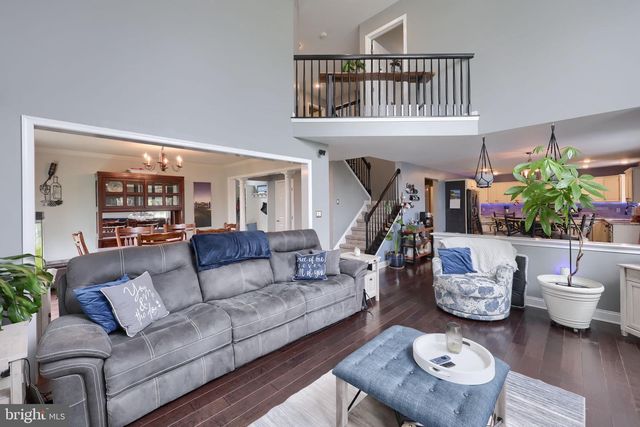 180 AGAPE DR, Ephrata, PA 17522