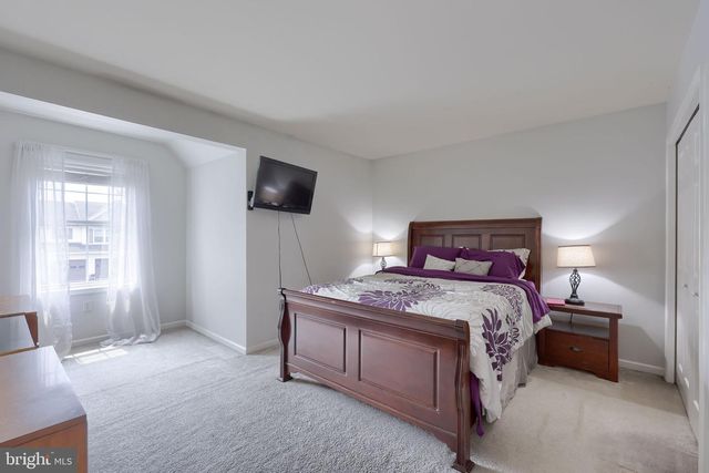 180 AGAPE DR, Ephrata, PA 17522