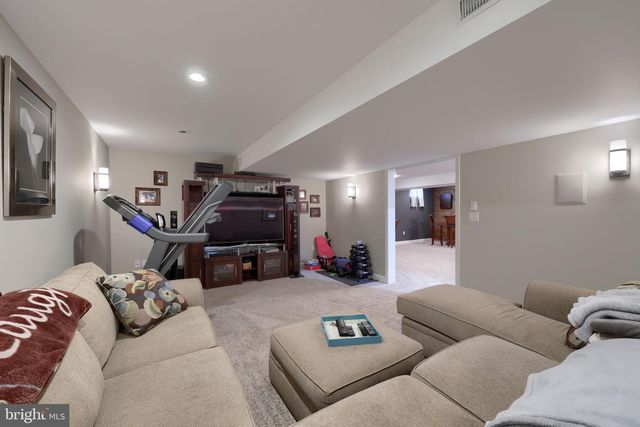 180 AGAPE DR, Ephrata, PA 17522