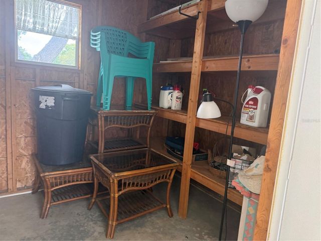 8044 WESTERN CIRCLE DRIVE, Brooksville, FL 34613