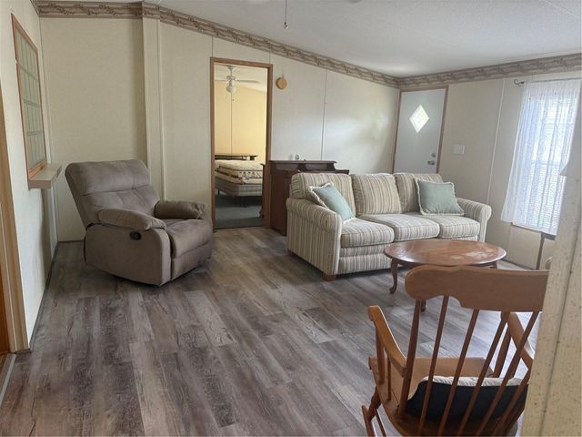8044 WESTERN CIRCLE DRIVE, Brooksville, FL 34613