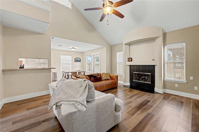 7541 Yorkshire Dr, Corpus Christi, TX 78413