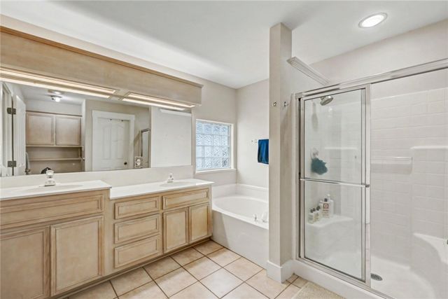 7541 Yorkshire Dr, Corpus Christi, TX 78413