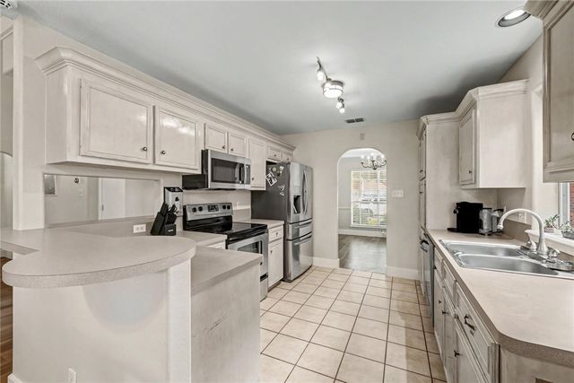 7541 Yorkshire Dr, Corpus Christi, TX 78413