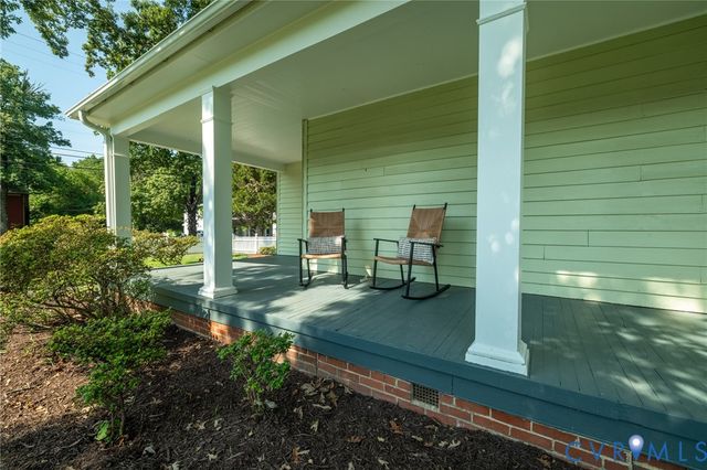 210 Henry Clay Rd, Ashland, VA 23005