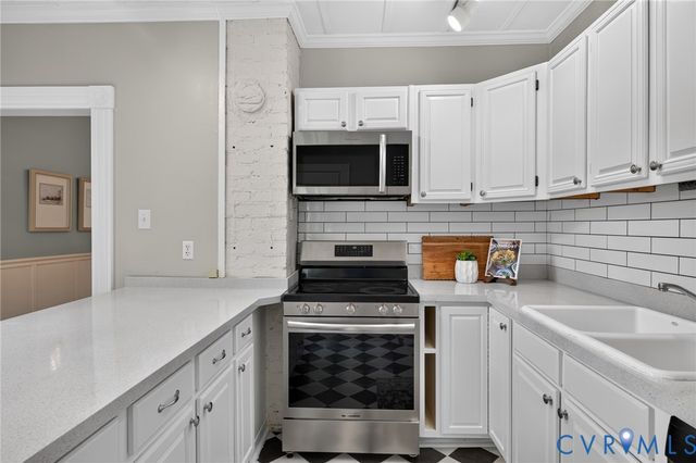 210 Henry Clay Rd, Ashland, VA 23005