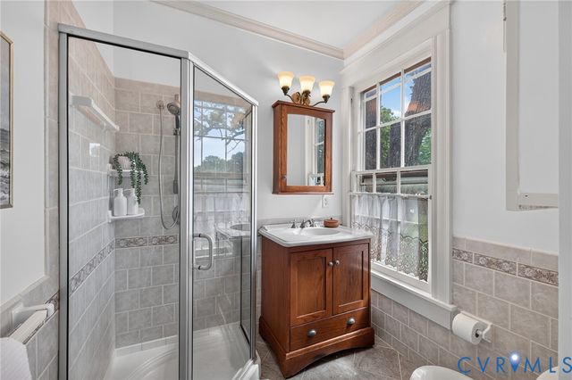 210 Henry Clay Rd, Ashland, VA 23005
