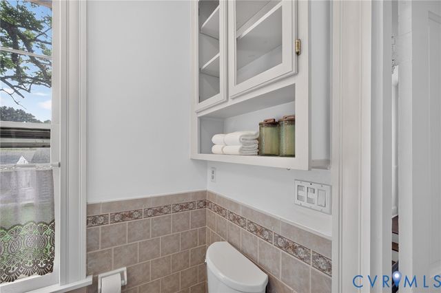 210 Henry Clay Rd, Ashland, VA 23005