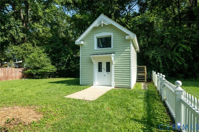 210 Henry Clay Rd, Ashland, VA 23005