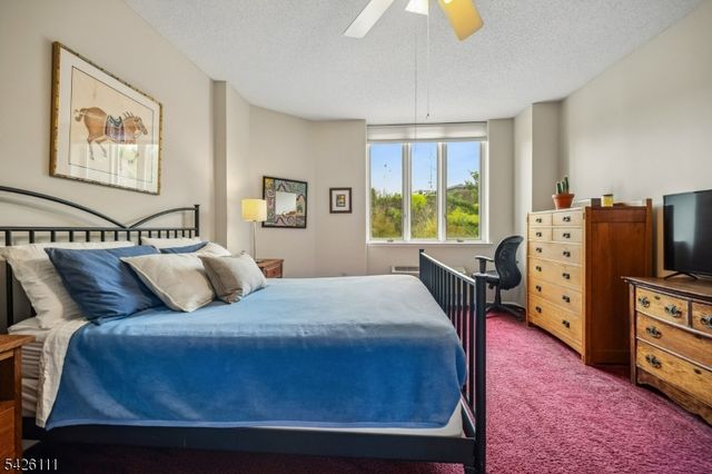 10 Smith Manor Blvd 114, West Orange Twp., NJ 07052