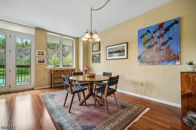 10 Smith Manor Blvd 114, West Orange Twp., NJ 07052