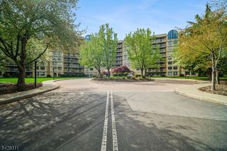 10 Smith Manor Blvd 114, West Orange Twp., NJ 07052