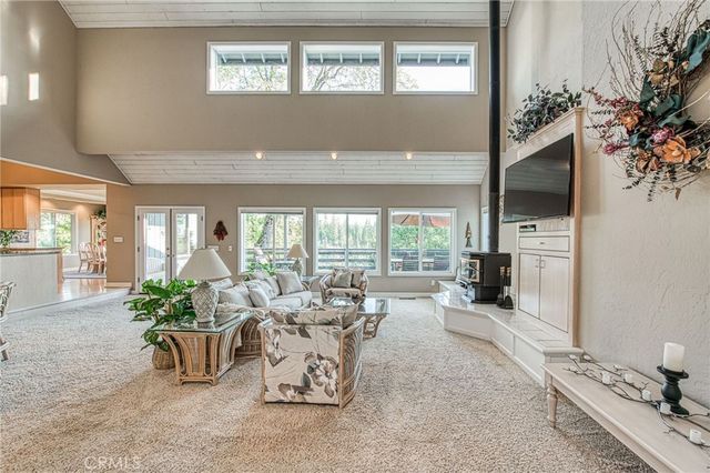 39649 Crest Point Lane, Shaver Lake, CA 93664