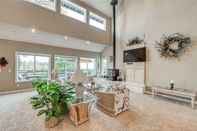39649 Crest Point Lane, Shaver Lake, CA 93664