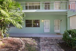 3225 E Riverside DR 63F, Fort Myers, FL 33916