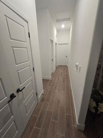 702 Atlantica Drive S, Madera, CA 93636