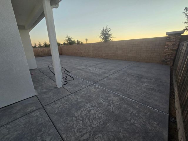 702 Atlantica Drive S, Madera, CA 93636