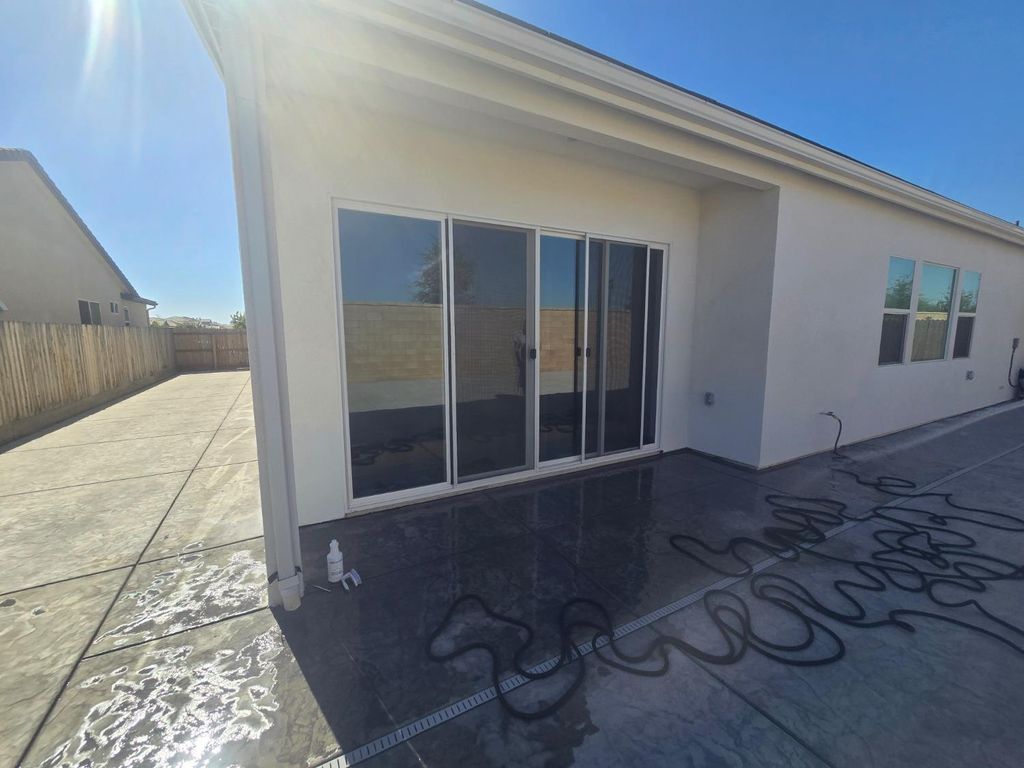 Image 46 of property listing at 702 Atlantica Drive S, Madera, CA 93636
